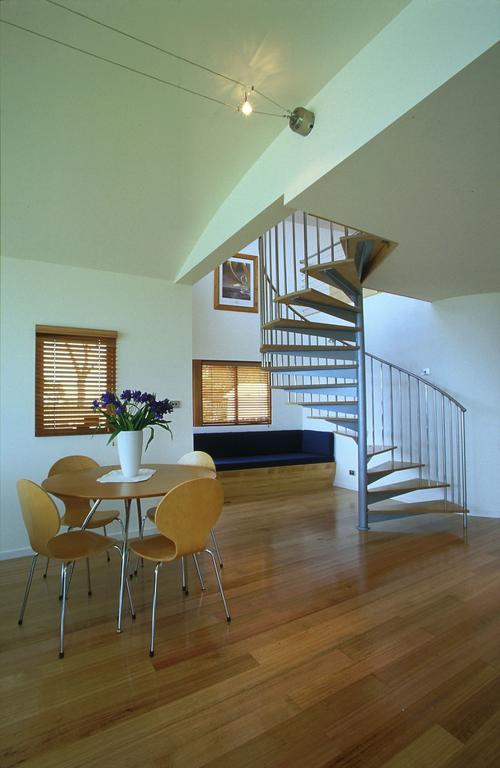 Wheelhouse Apartments Стран Номер фото